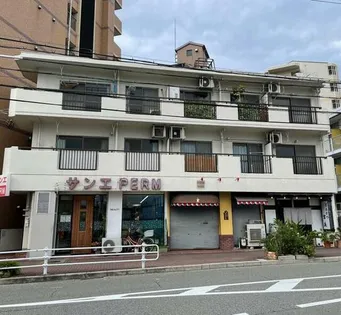 岩崎岩屋ビルの画像