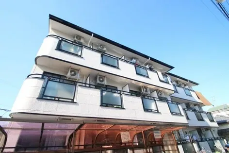 大阪府吹田市清和園町【マンション】の外観