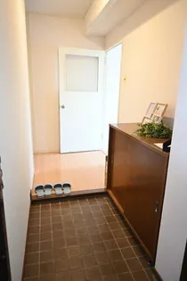 原西団地【5階】の玄関