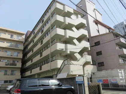 奈良県奈良市大宮町3丁目【マンション】の外観