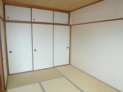 サンリッジ湊川【4階】の内装