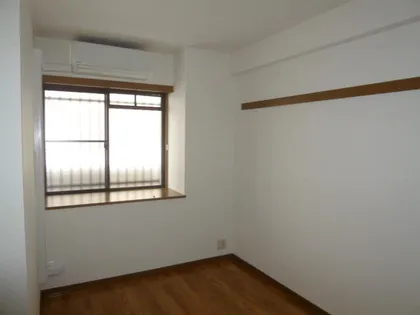 サンリッジ湊川【4階】の内装