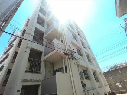 ハローマンション【5階】の外観