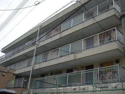 大阪府大東市諸福6丁目【マンション】の外観