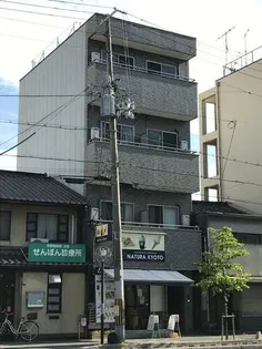 京都府京都市下京区観喜寺町【マンション】の外観