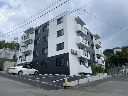 プレミア山の手【3階】の外観