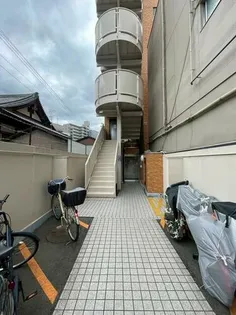 ライオンズマンション京都河原町【2階】の外観