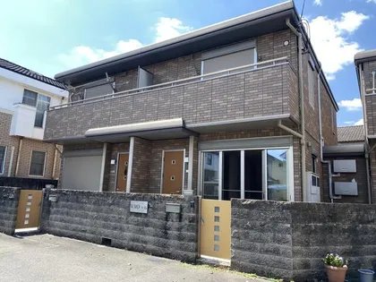兵庫県宝塚市野上4丁目【テラスハウス】の外観