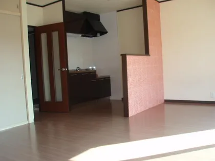 サンシティ小坂【1階】の外観