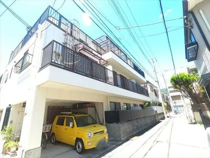 フロッグハウスカズオ【2階】の外観