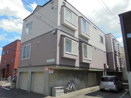 北海道札幌市北区北二十七条西7丁目【アパート】の外観