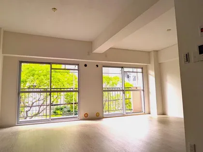 大阪府吹田市垂水町3丁目【マンション】の外観