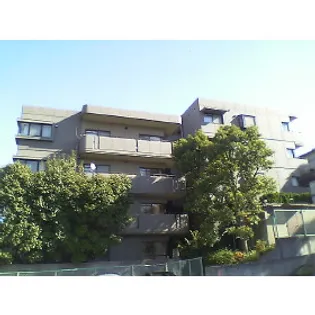 大阪府吹田市千里山高塚【マンション】の外観