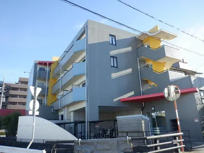 兵庫県宝塚市高司1丁目【マンション】の外観