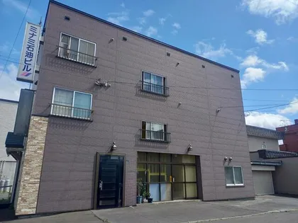 ミナミ石油拓北ビルの画像