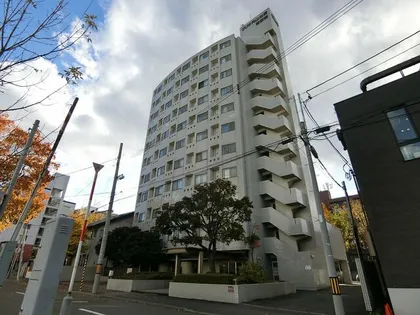 北海道札幌市中央区大通西26丁目【マンション】の外観