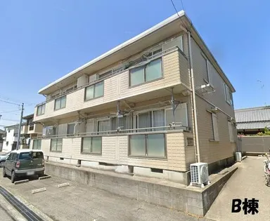 大阪府和泉市黒鳥町3丁目【アパート】の外観