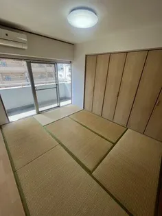 京橋マンション【5階】の外観