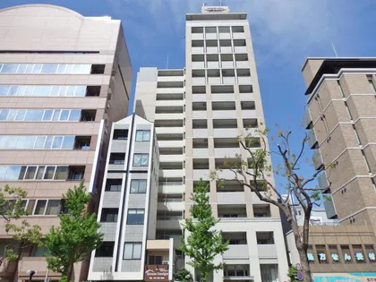 ロイヤル神戸三宮【9階】の外観