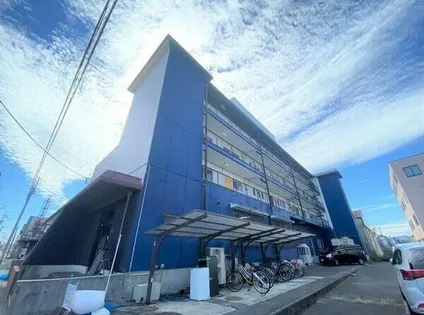 愛知県一宮市牛野通4丁目【マンション】の外観