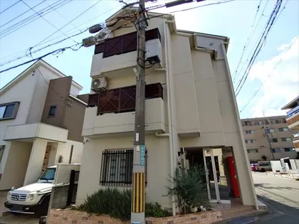 サニーテラス芦屋【1階】の外観