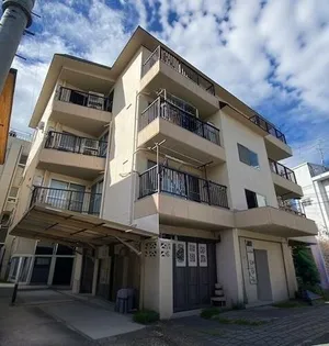 ニューハイツ富雄【4階】の外観