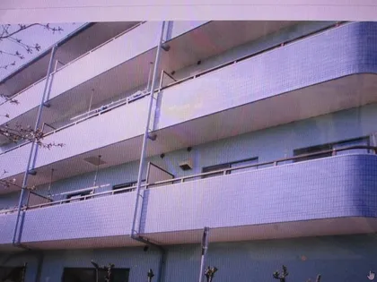 ホワイトヴィラ弐番館の画像