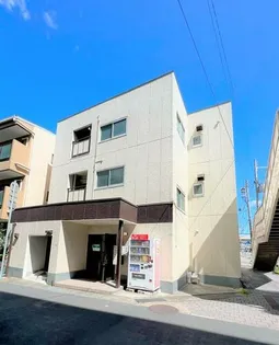 市庭町ガーデンハイツ【3階】の外観