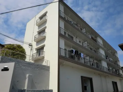 大阪府吹田市円山町【マンション】の外観