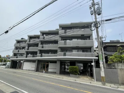 福岡県福岡市南区長丘4丁目【マンション】の外観