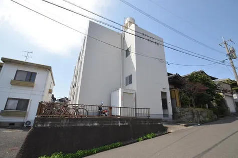 サンハイツニュー日吉【3階】の外観