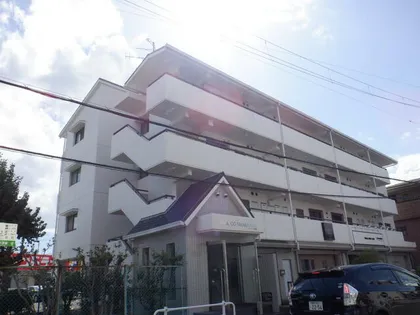 兵庫県宝塚市光明町【マンション】の外観