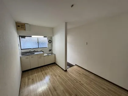 大阪府枚方市走谷2丁目【テラスハウス】の外観