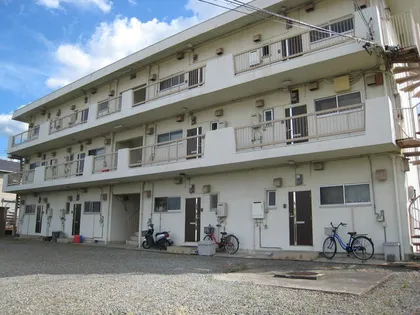 山下マンション【101号室】の外観