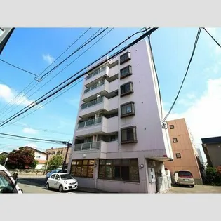 ウィスタリア八軒の画像