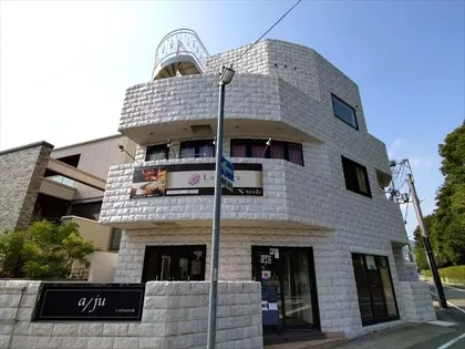 セゾンド芦屋【3階】の外観