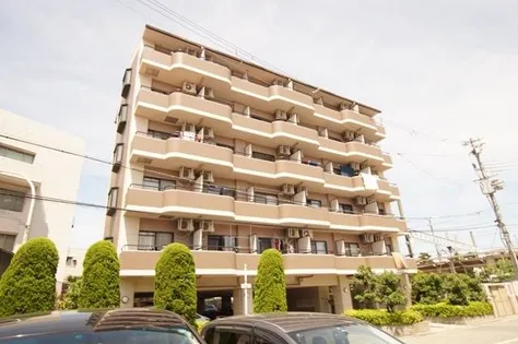 大阪府吹田市泉町1丁目【マンション】の外観