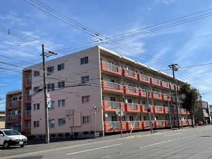 エスカイア八軒の画像