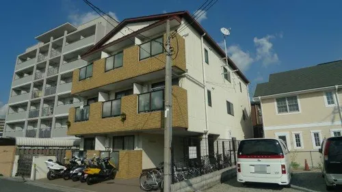 大阪府吹田市千里山東4丁目【マンション】の外観