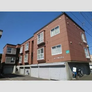 メープルシティ【3階】の外観