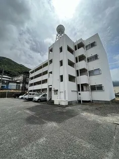 大里東マンション【1階】の外観