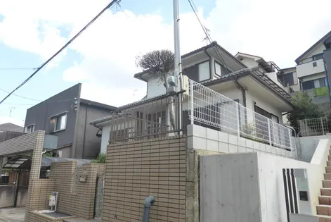 大阪府堺市西区上野芝向ヶ丘町4丁【一戸建】の外観