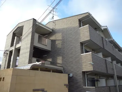 京都府京田辺市東西神屋【マンション】の外観