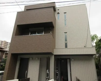 トリプレックス【1階】の外観