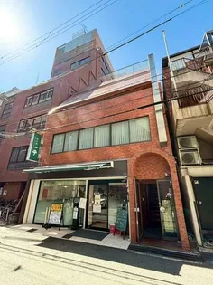 サンハイツ三宮【4階】の外観