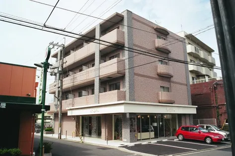 プティモンターニュ【2階】の外観