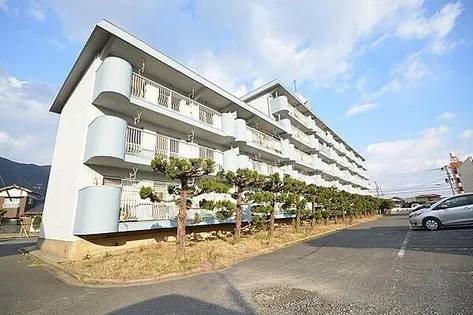 福岡県北九州市小倉南区湯川新町3丁目【マンション】の外観