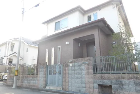 大阪府堺市西区浜寺諏訪森町東3丁【一戸建】の外観