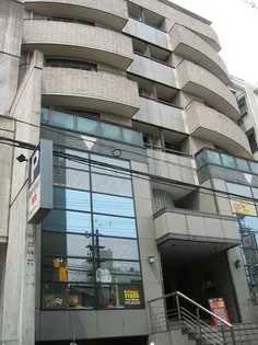 京都府京都市中京区御幸町通三条上る丸屋町【マンション】の外観