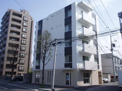 ノイ円山【5階】の外観